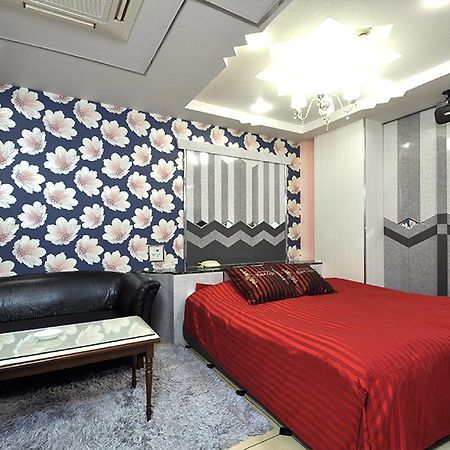 Hotel Roselips Tsuruhashi (Adults Only) Osaka Ngoại thất bức ảnh